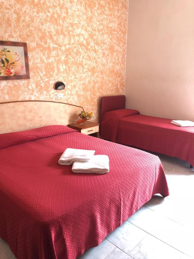 Hotel Serenella Vintage Rimini Luaran gambar